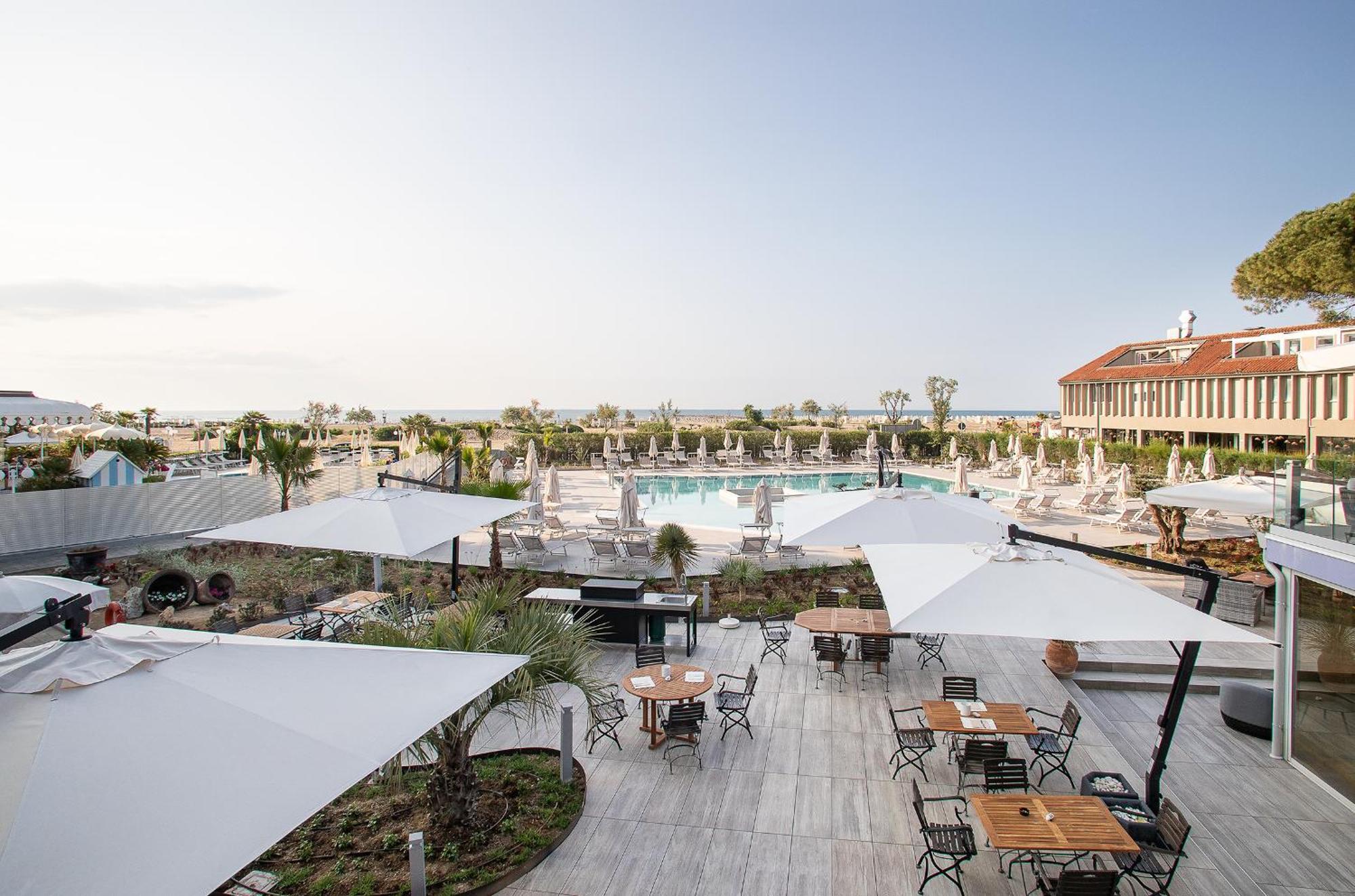 Fantinello Hotel Caorle Exterior photo